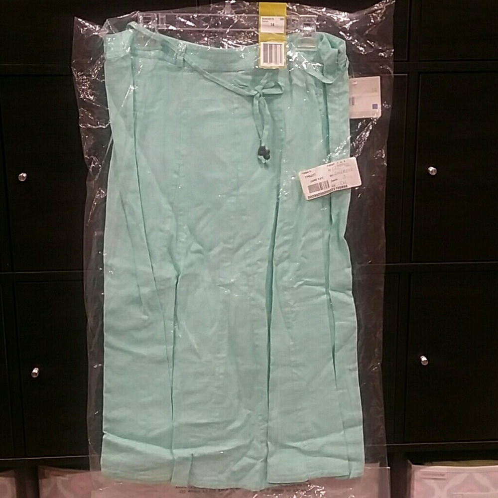 Liz Claiborne midi skirt, new